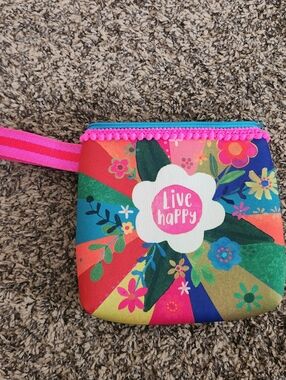 Natural Life Neoprene Pouch